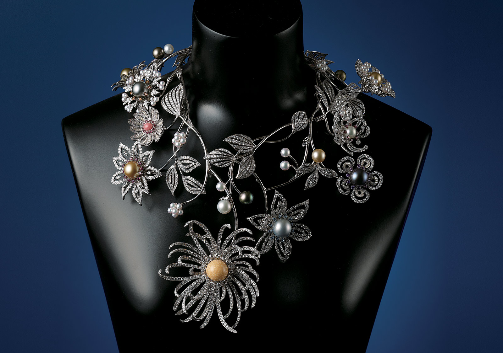 معروف ترین برندهای جواهرات | برند می کی موتو